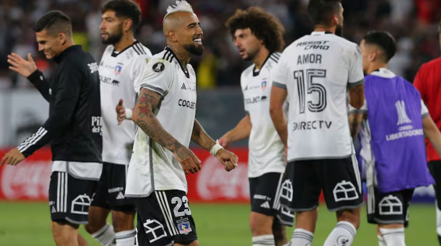 historial de colo colo en colombia
