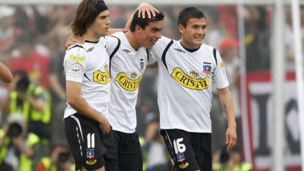 Miralles, Paredes y Aránguiz en Colo Colo