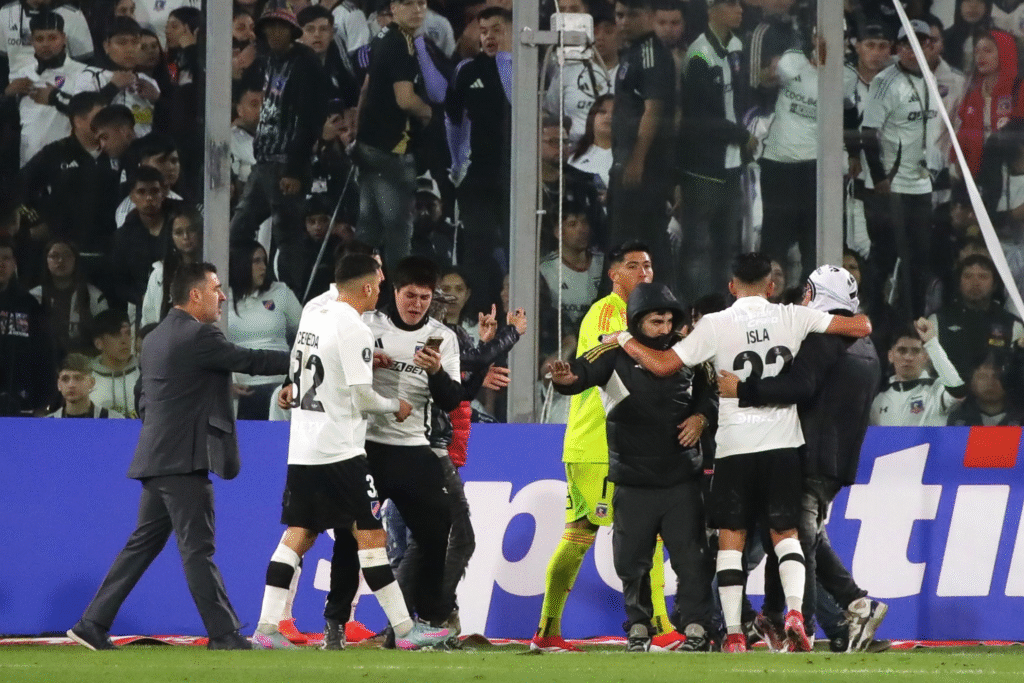 El antes y el después: Los motivos de la crisis de Colo Colo
