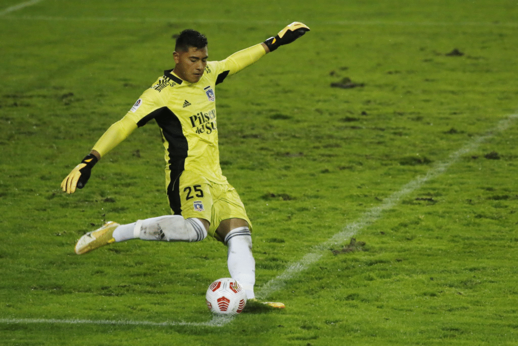 nuevo arquero en colo colo